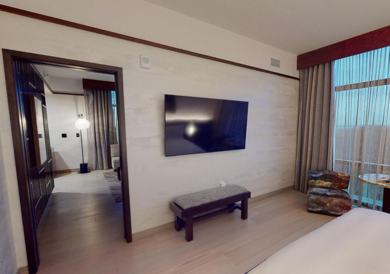 Nobu Hotel 5*